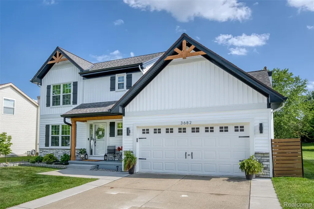 3682 Sugarbush Drive Genoa Township MI 48843
