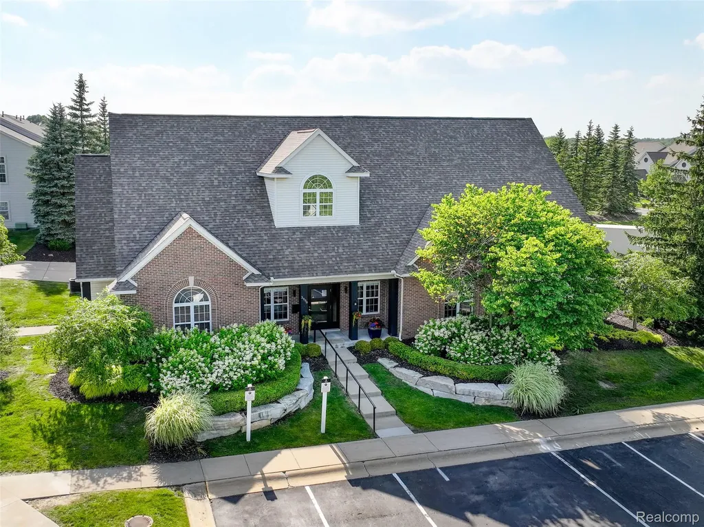 3682 Sugarbush Drive Genoa Township MI 48843