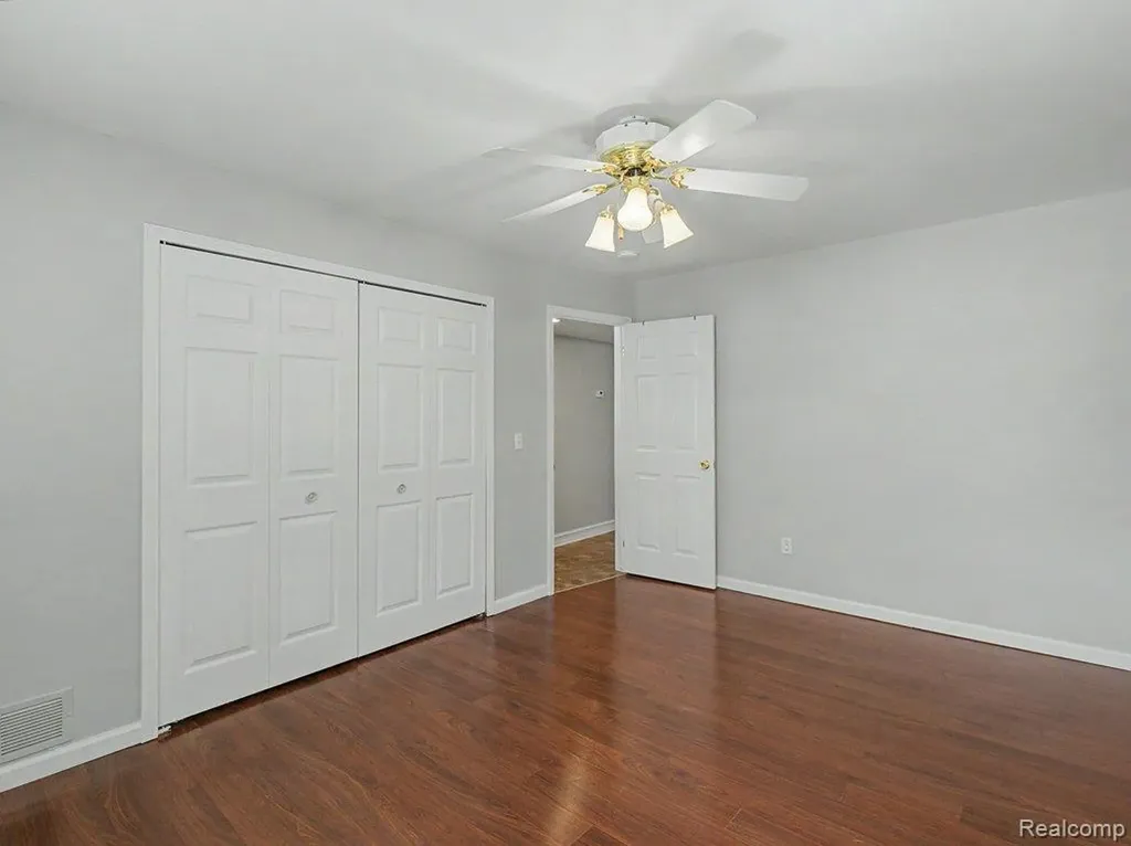 1974 Klingensmith Road Bloomfield Charter Township MI 48302