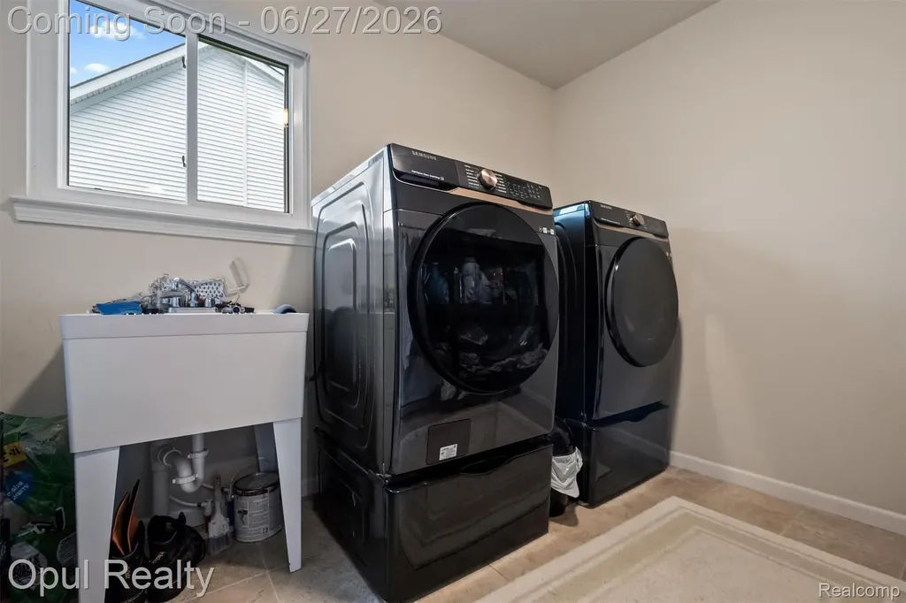 24520 Westchester Drive Lyon Charter Township MI 48178