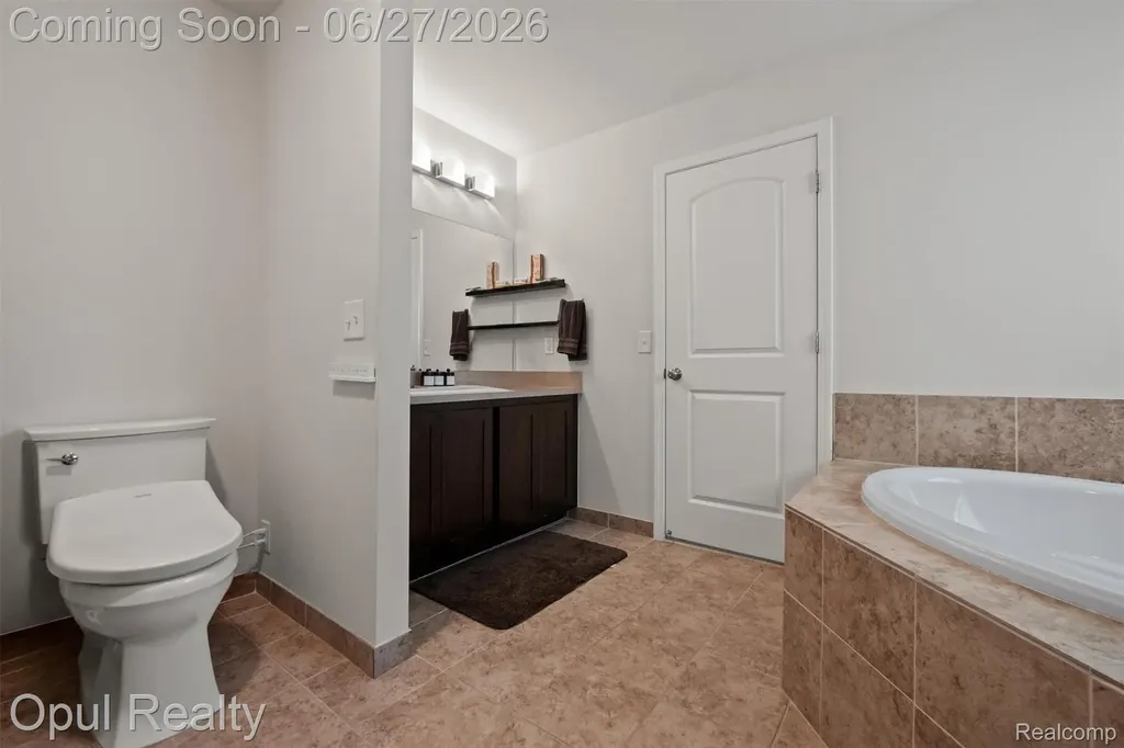 24520 Westchester Drive Lyon Charter Township MI 48178