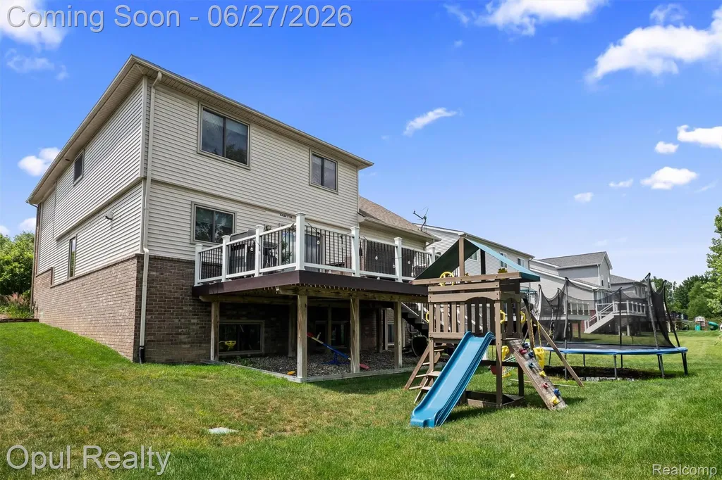 24520 Westchester Drive Lyon Charter Township MI 48178