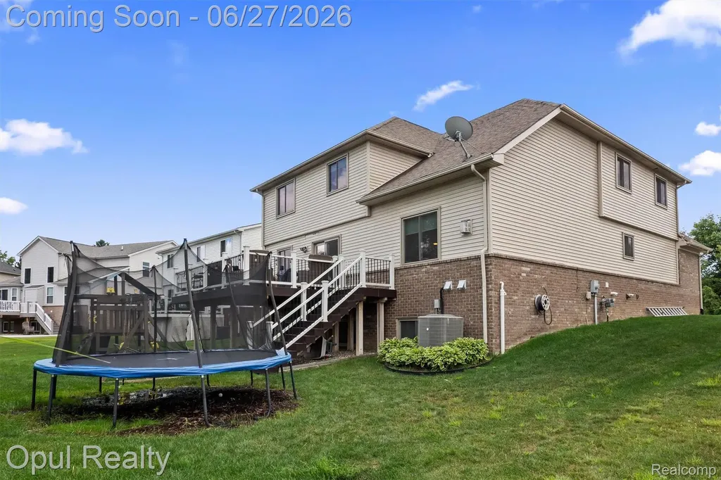 24520 Westchester Drive Lyon Charter Township MI 48178