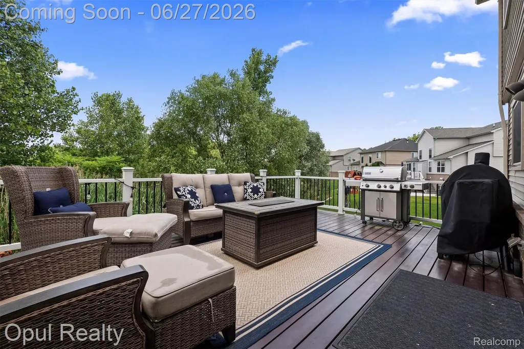 24520 Westchester Drive Lyon Charter Township MI 48178