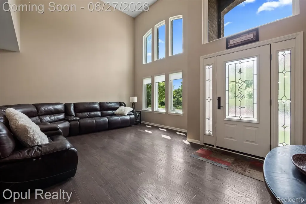 24520 Westchester Drive Lyon Charter Township MI 48178