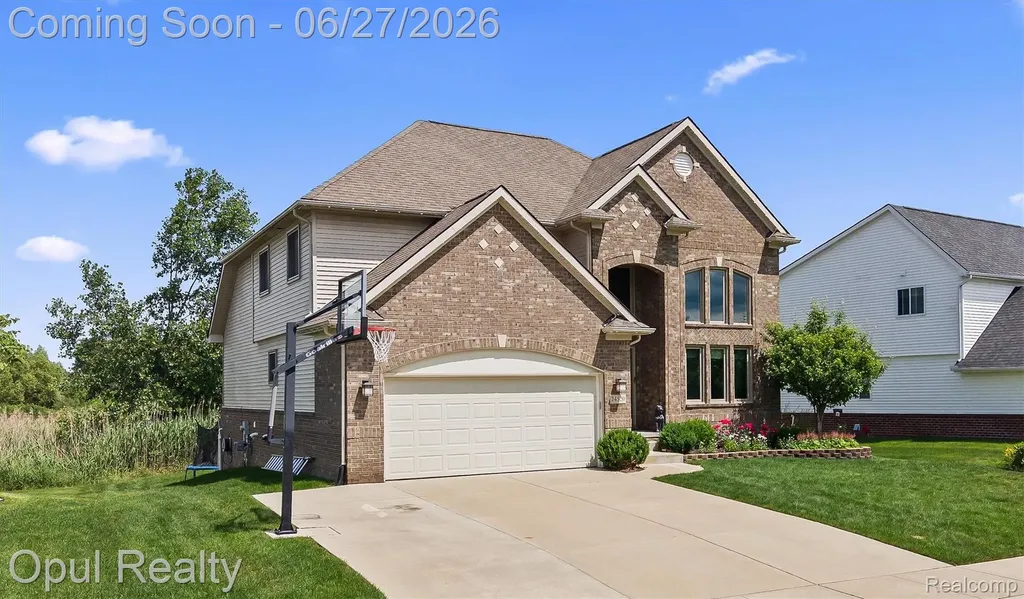 24520 Westchester Drive Lyon Charter Township MI 48178