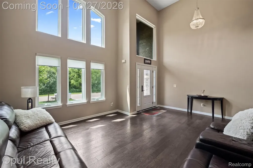 24520 Westchester Drive Lyon Charter Township MI 48178