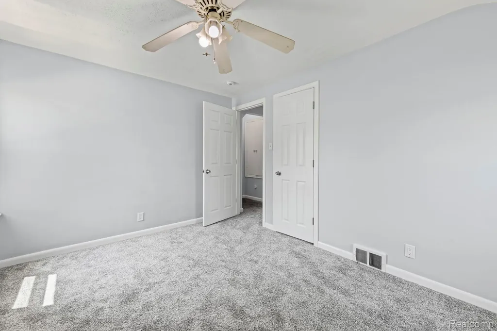 28100 Glenwood Street St. Clair Shores City MI 48081