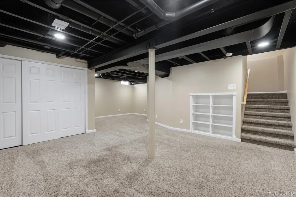 5953 High Point Court Brighton Township MI 48116