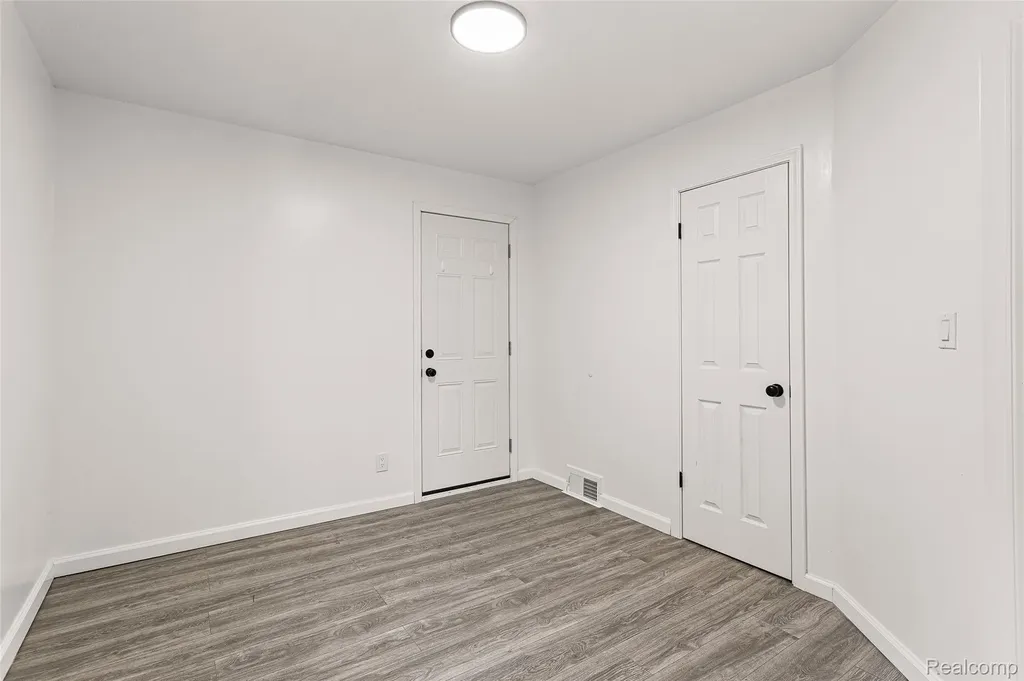 12085 Laing Street Detroit City MI 48224
