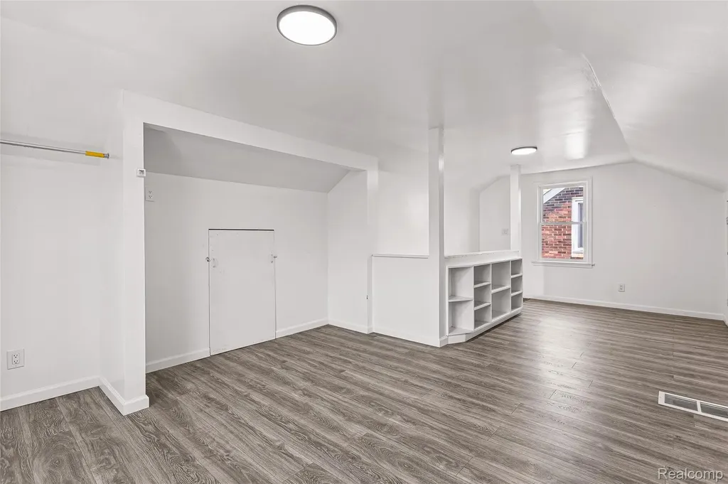 12085 Laing Street Detroit City MI 48224