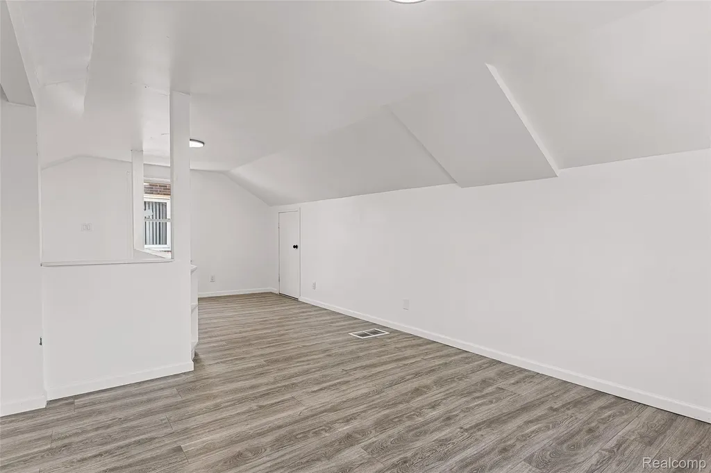 12085 Laing Street Detroit City MI 48224