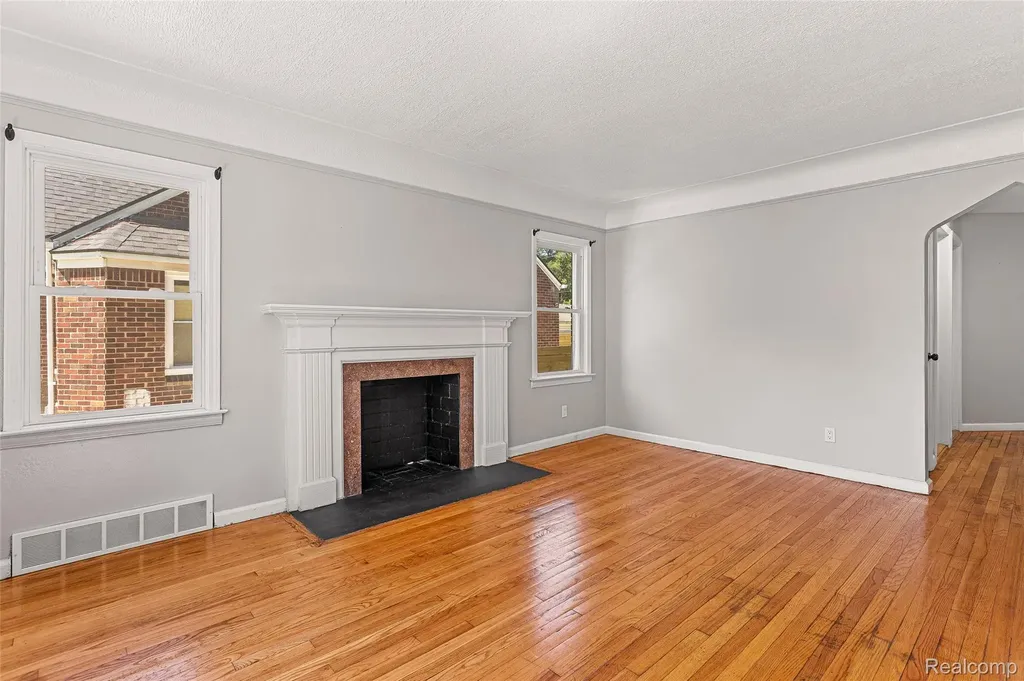 12085 Laing Street Detroit City MI 48224