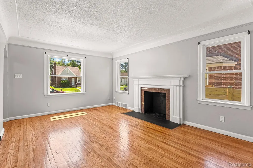 12085 Laing Street Detroit City MI 48224