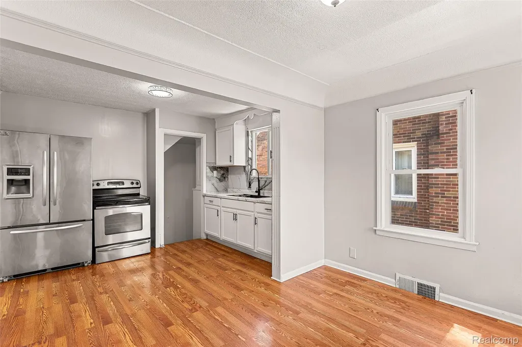 12085 Laing Street Detroit City MI 48224