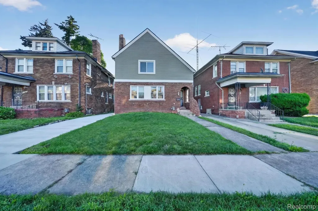 9330 Wildemere Street Detroit City MI 48206