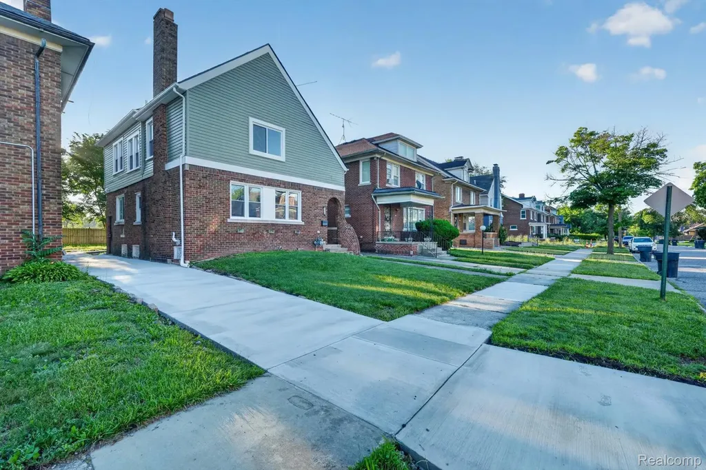 9330 Wildemere Street Detroit City MI 48206