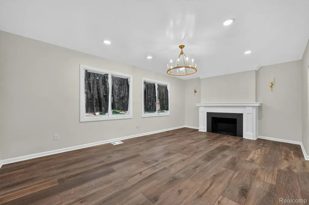 9330 Wildemere Street Detroit City MI 48206