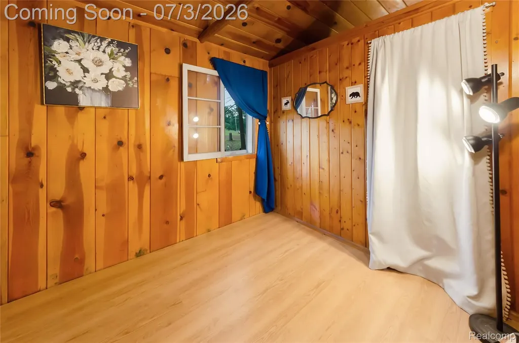 8272 Paradise Drive Plainfield Township MI 48761