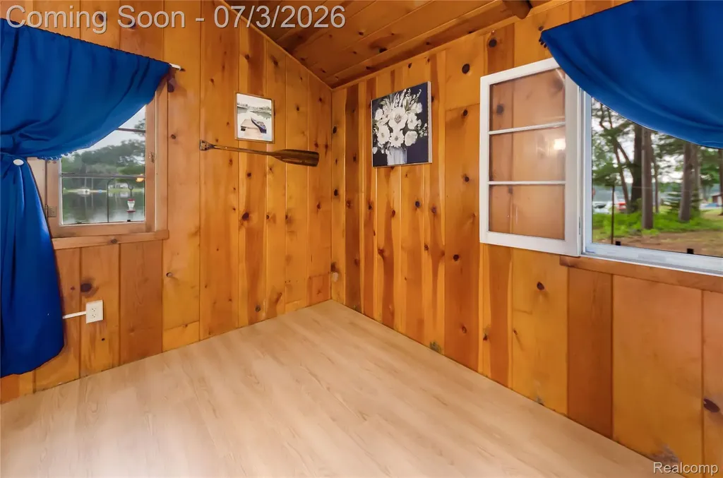 8272 Paradise Drive Plainfield Township MI 48761