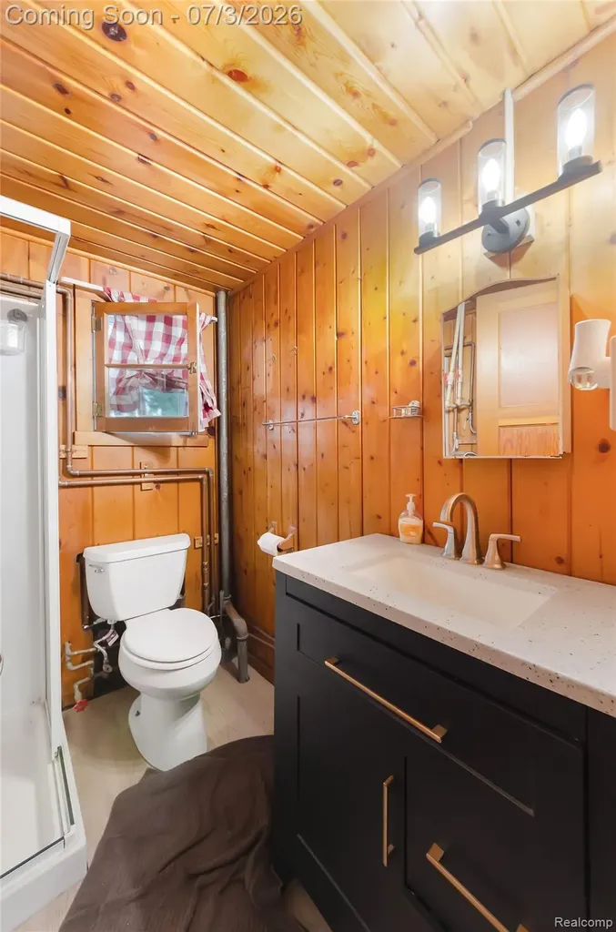 8272 Paradise Drive Plainfield Township MI 48761