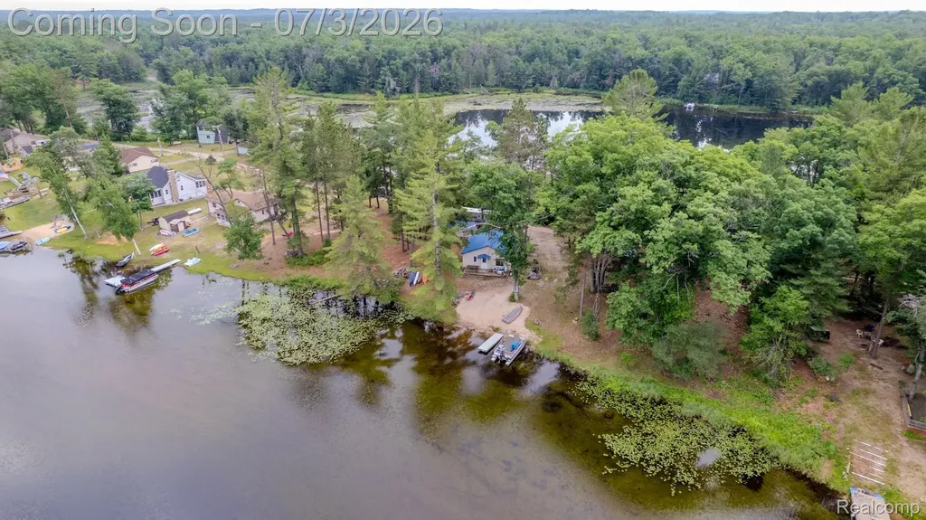 8272 Paradise Drive Plainfield Township MI 48761