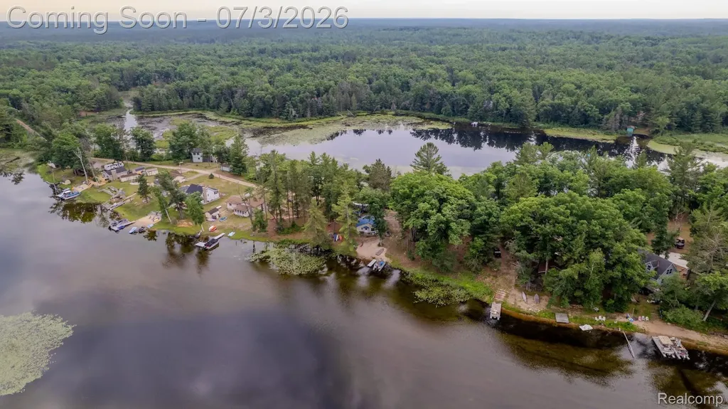 8272 Paradise Drive Plainfield Township MI 48761