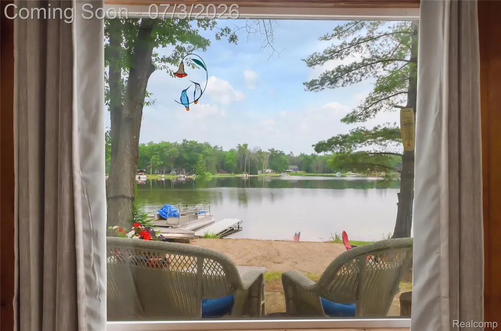 8272 Paradise Drive Plainfield Township MI 48761