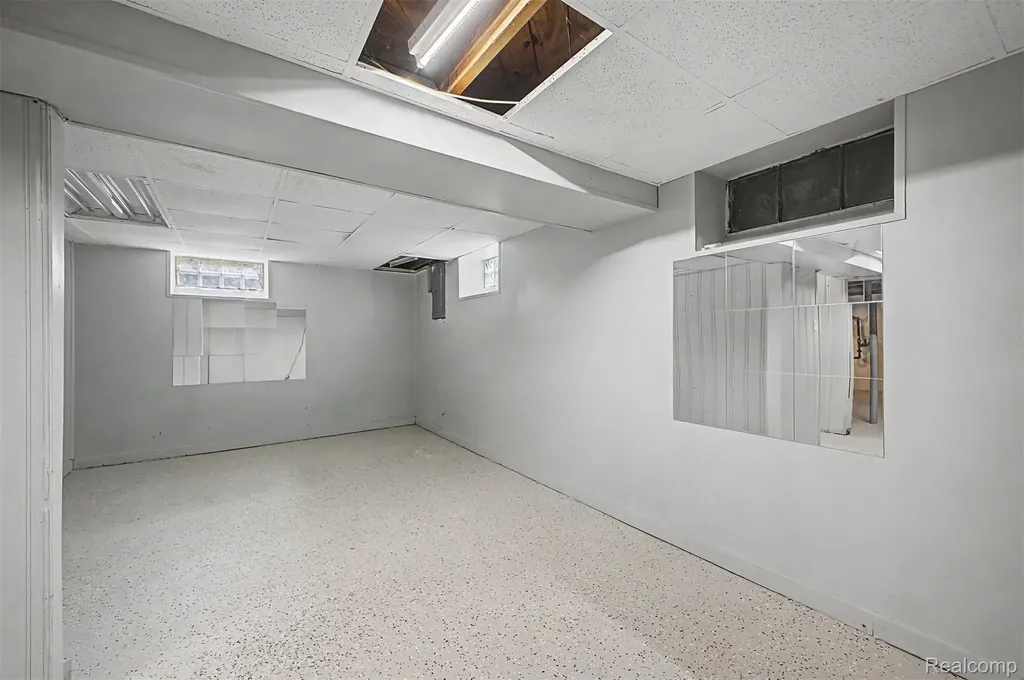10883 Balfour Road Detroit City MI 48224