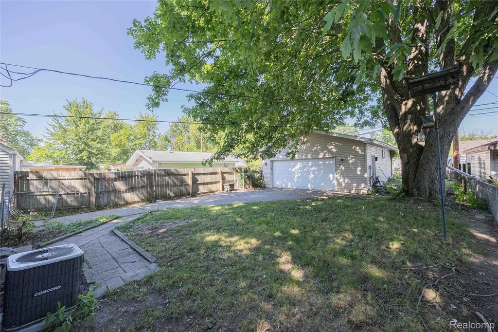 13665 Marvin Street Taylor City MI 48180