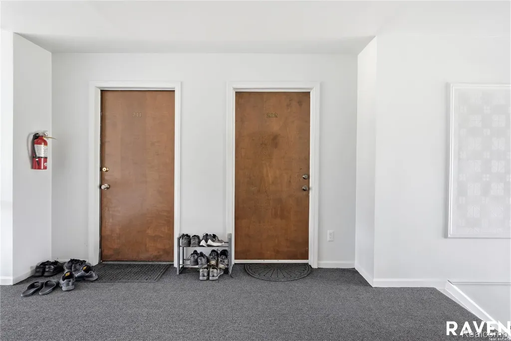 42450 Sheldon Place Clinton Charter Township MI 48038