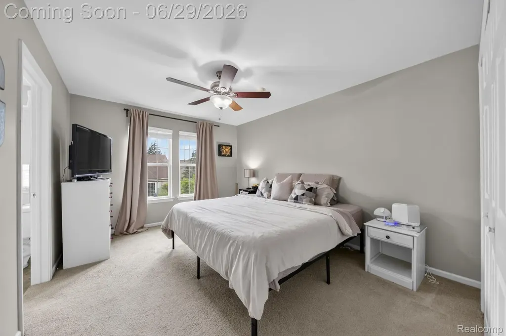 4554 Hunters Circle E Canton Charter Township MI 48188
