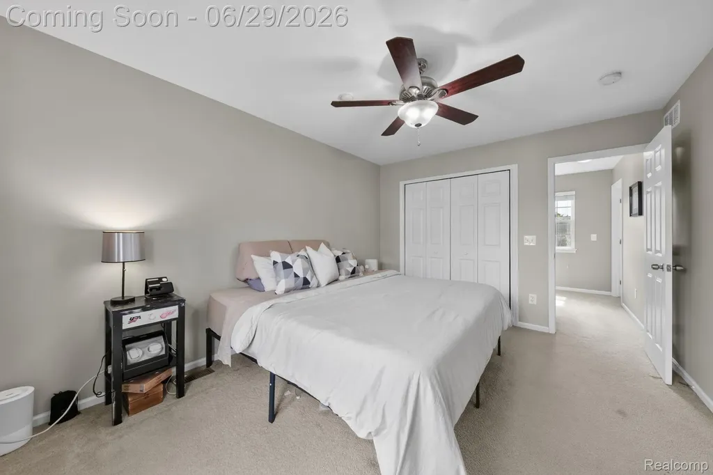 4554 Hunters Circle E Canton Charter Township MI 48188