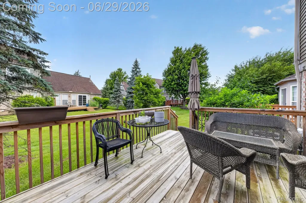 4554 Hunters Circle E Canton Charter Township MI 48188