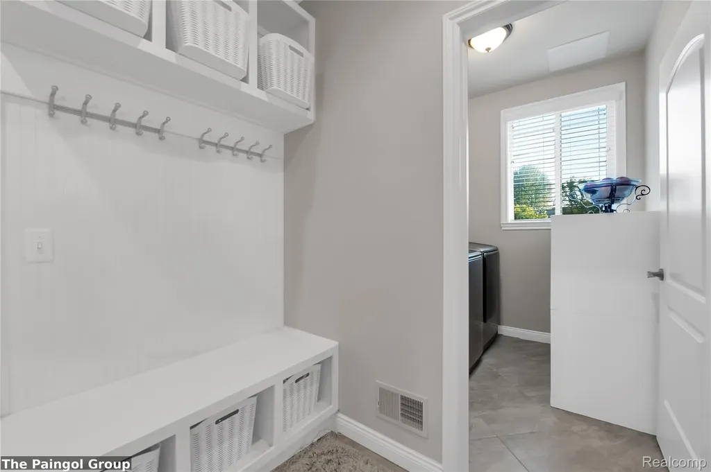 54491 Preston Pines Lane Shelby Charter Township MI 48315