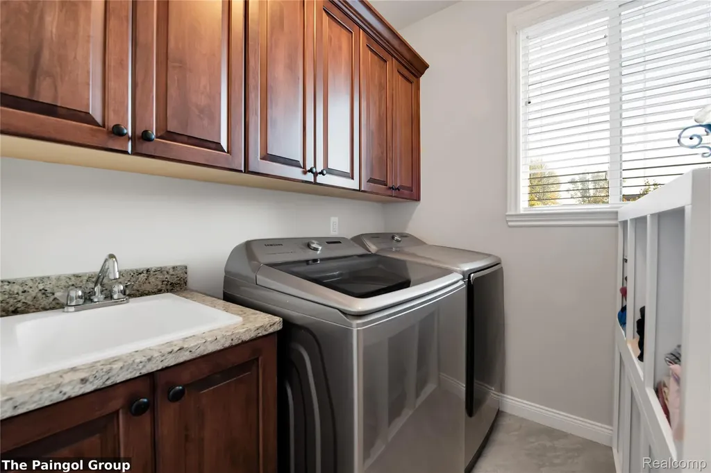 54491 Preston Pines Lane Shelby Charter Township MI 48315