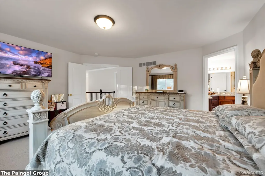 54491 Preston Pines Lane Shelby Charter Township MI 48315