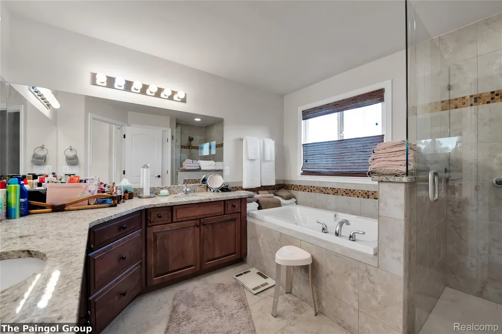 54491 Preston Pines Lane Shelby Charter Township MI 48315