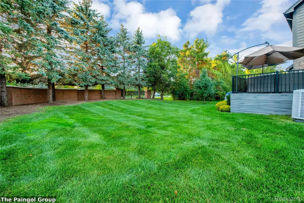 54491 Preston Pines Lane Shelby Charter Township MI 48315