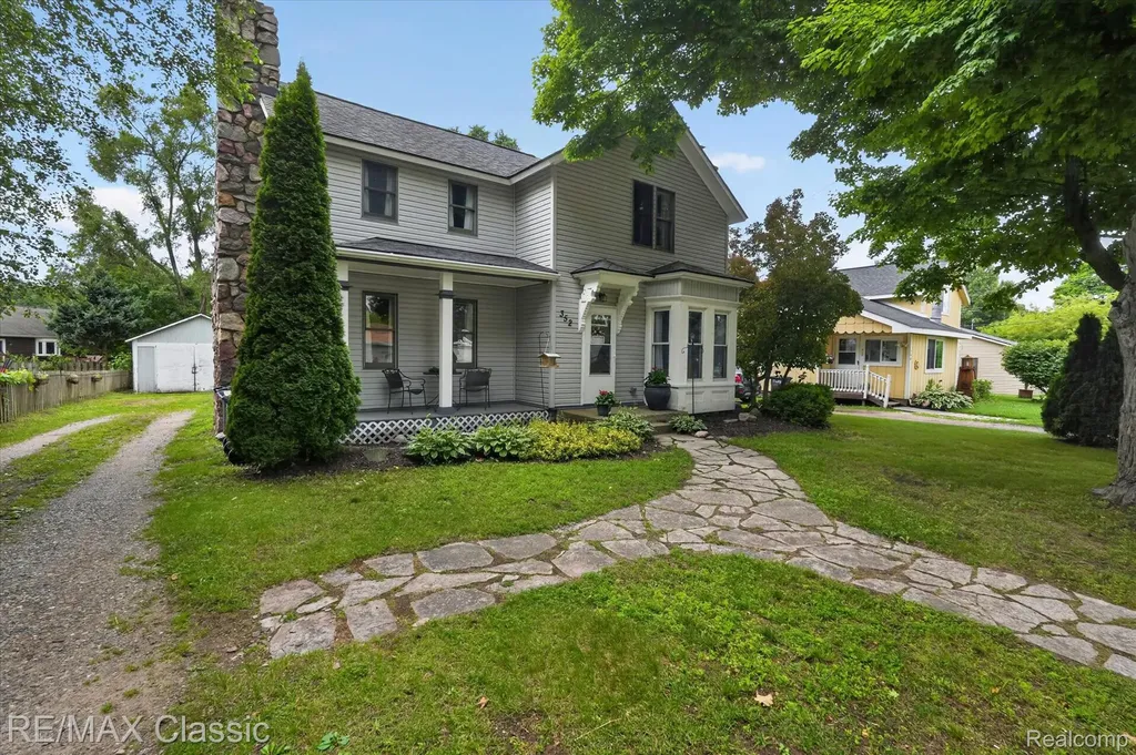 352 Meribah Highland Charter Township MI 48356