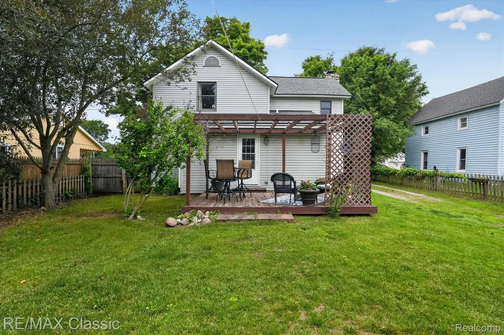 352 Meribah Highland Charter Township MI 48356