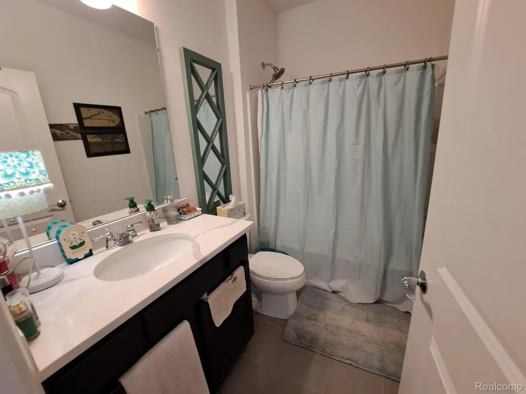 49503 Lantern Way Canton Charter Township MI 48188