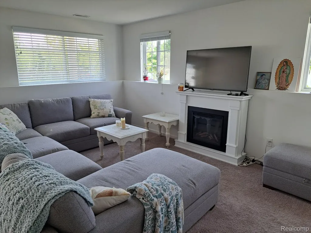 49503 Lantern Way Canton Charter Township MI 48188