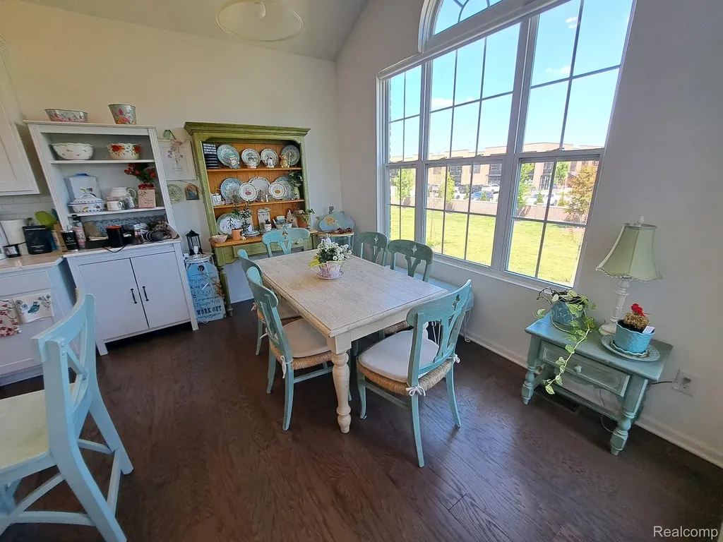49503 Lantern Way Canton Charter Township MI 48188