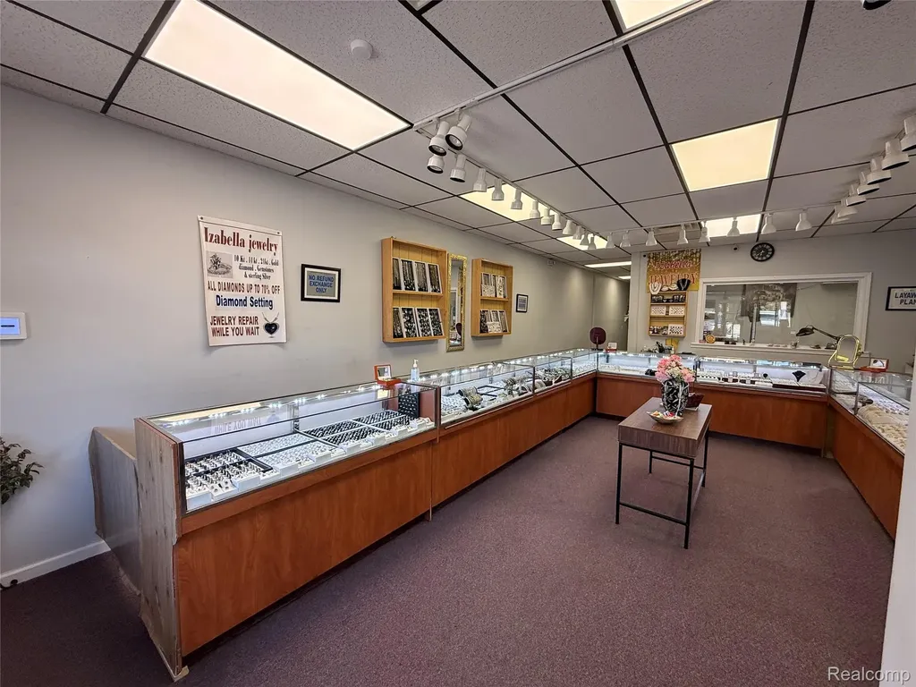 40070 Hayes Clinton Charter Township MI 48038