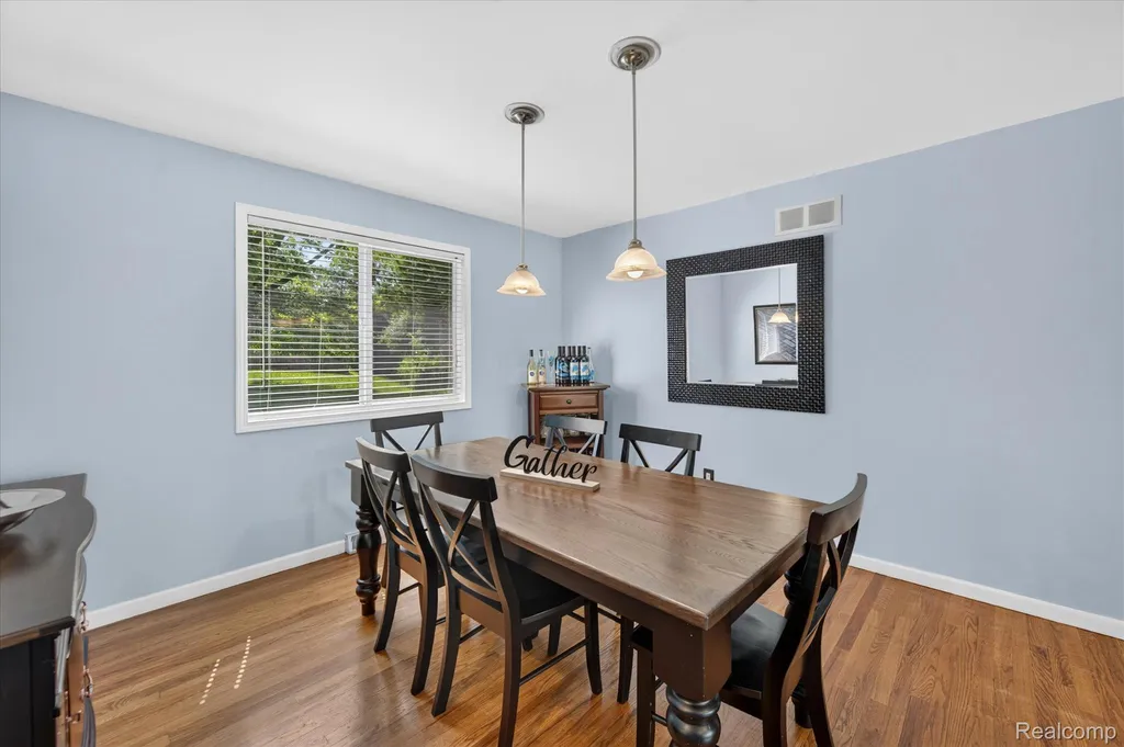 31136 Carriage Hill Court Farmington Hills City MI 48331