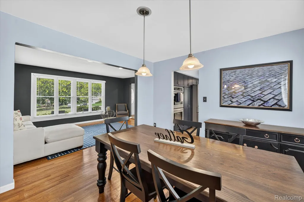 31136 Carriage Hill Court Farmington Hills City MI 48331