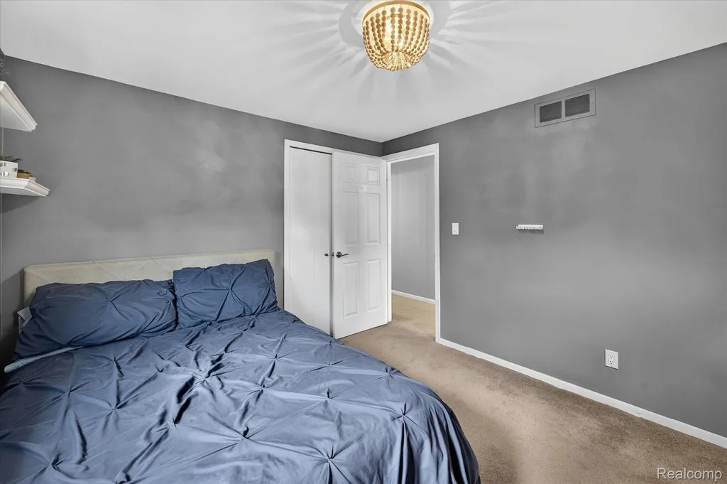31136 Carriage Hill Court Farmington Hills City MI 48331
