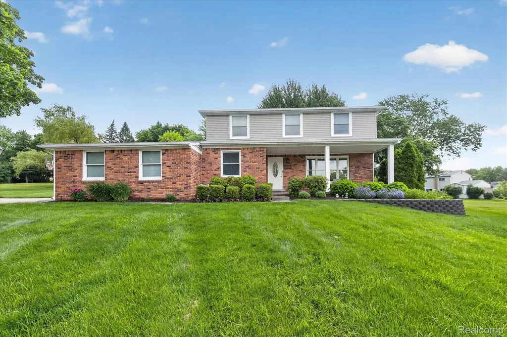 31136 Carriage Hill Court Farmington Hills City MI 48331