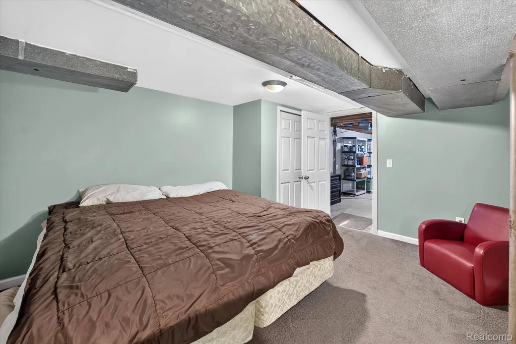 31136 Carriage Hill Court Farmington Hills City MI 48331